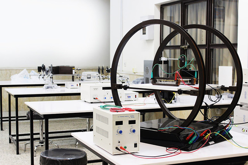 آزمایشگاه حالت جامد
